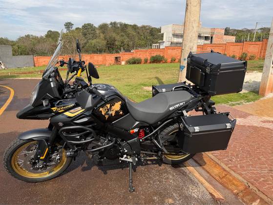 SUZUKI V-STROM 1000XT ABS SUZUKI V-STROM 1000XT ABS